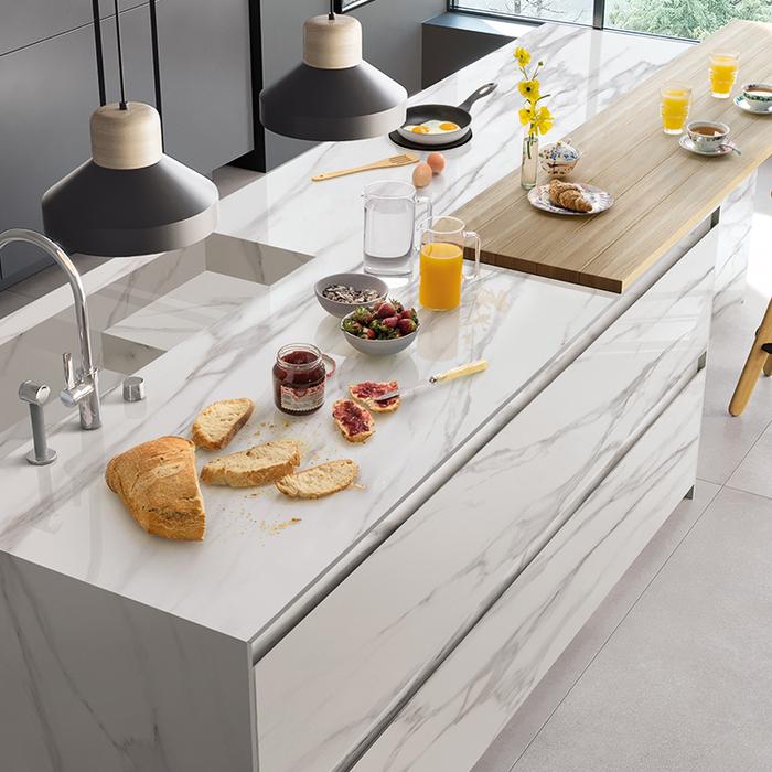 Unsichtbares Induktionsfeld: Der neueste Trend für Küchenarbeitsplatten 355 Unsichtbares Induktionsfeld: Der neueste Trend für Küchenarbeitsplatten 355