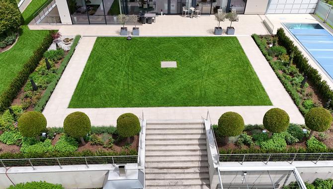 Terrace like a sandy beach: Interview mit SF Smart Flooring System